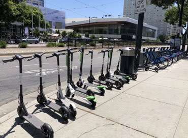 共享電動滑板車已停入指定點，APP仍扣款什么原因？